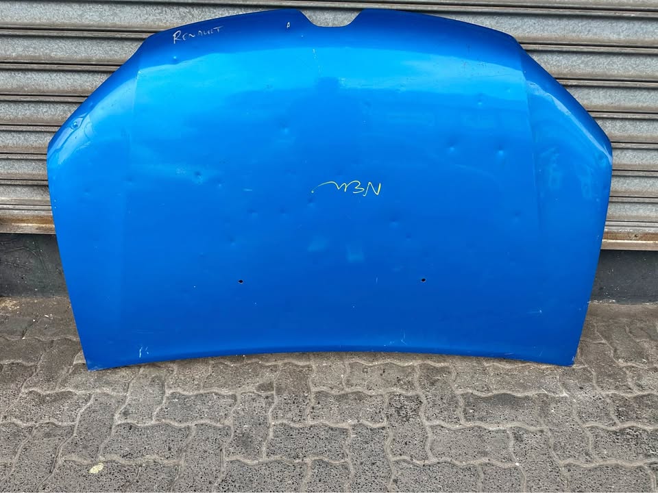 Renault sandero bonnet - Private Seller Renault sandero bonnet - Private Seller