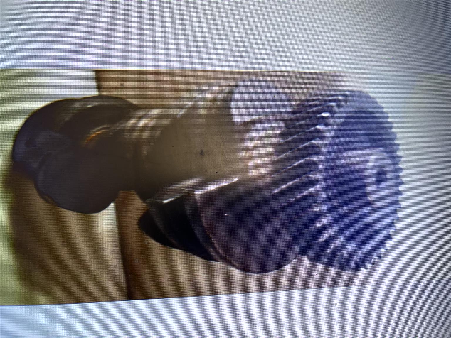 FORD ESSEX V6 3000 SPARE PARTS - Private Seller FORD ESSEX V6 3000 SPARE PARTS - Private Seller