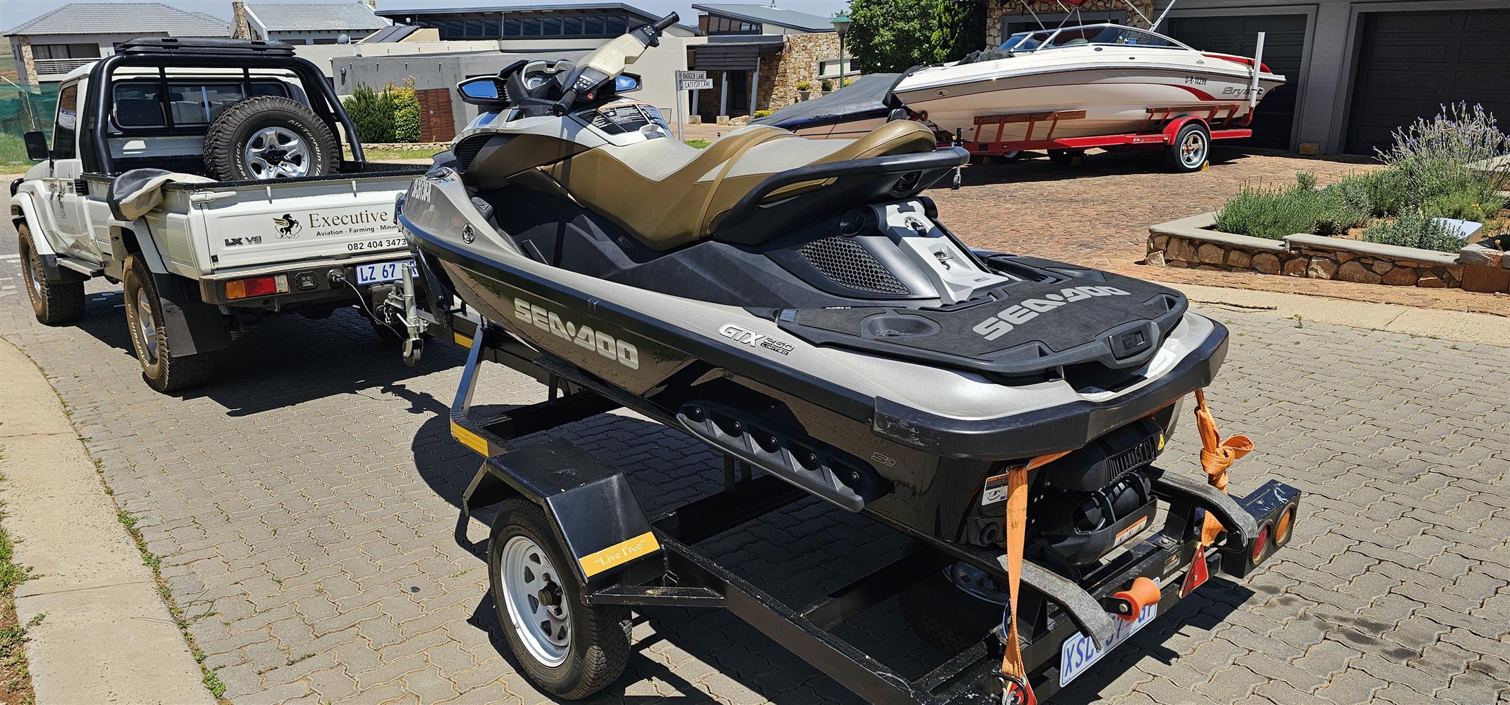 '10 Sea Doo GTX 260 LTD ONLY 33 HOURS!!!