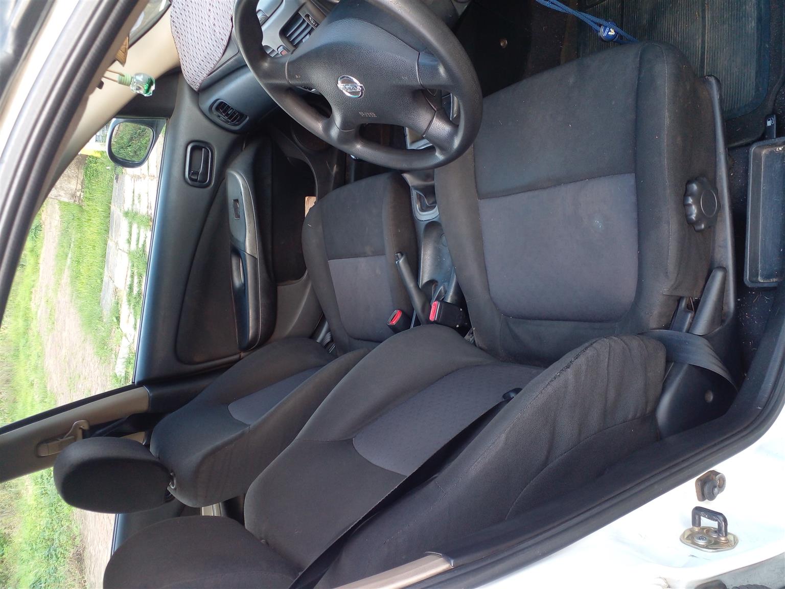 Nissan Almera