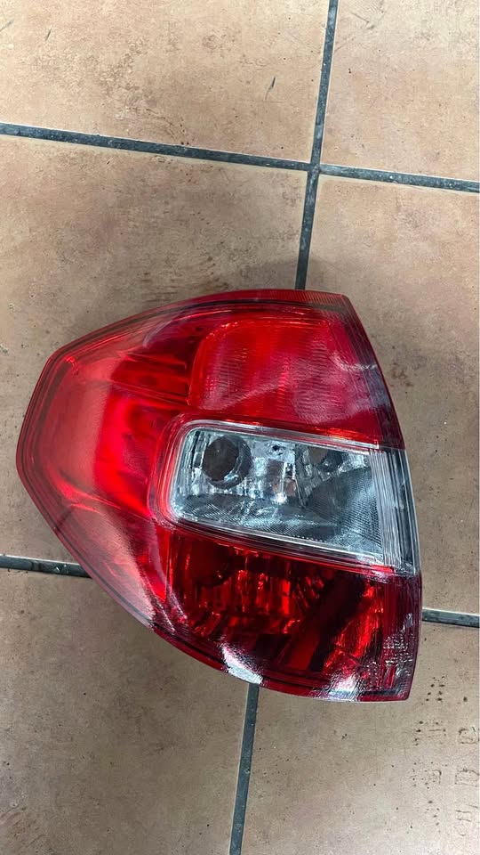 Renault Koleos taillights - Private Seller Renault Koleos taillights - Private Seller