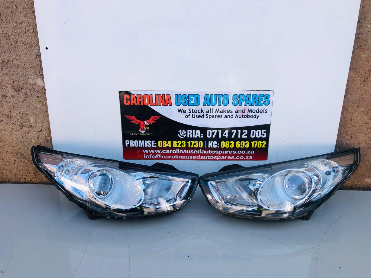 Hyundai IX35 left and right side halogen headlights (2012-2016) - Private Seller Hyundai IX35 left and right side halogen headlights (2012-2016) - Private Seller