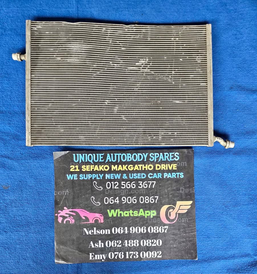 Mercedes W205 C180 Aircon Condenser Mercedes W205 C180 Aircon Condenser