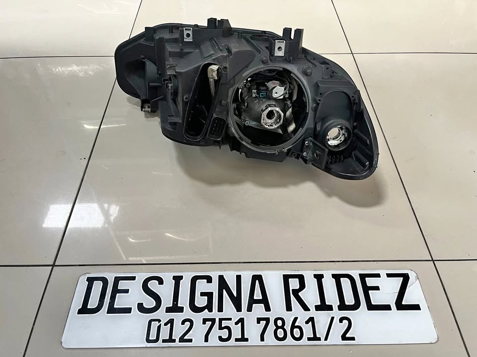 BMW F32 4SERIES/F36 XENON (LEFT) HEADLIGHTS AVAILABLE. - Private Seller BMW F32 4SERIES/F36 XENON (LEFT) HEADLIGHTS AVAILABLE. - Private Seller