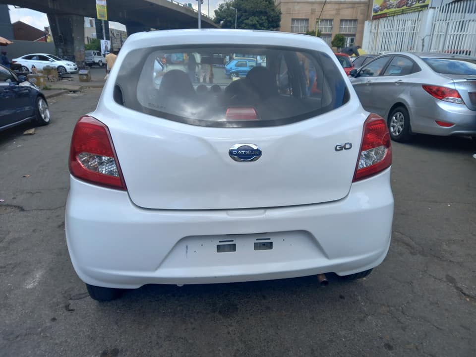 2018 DATSUN GO 1.2 PETROL, MANUAL TRANSMISSION, WHITE COLOUR, MILEAGE 75000KM