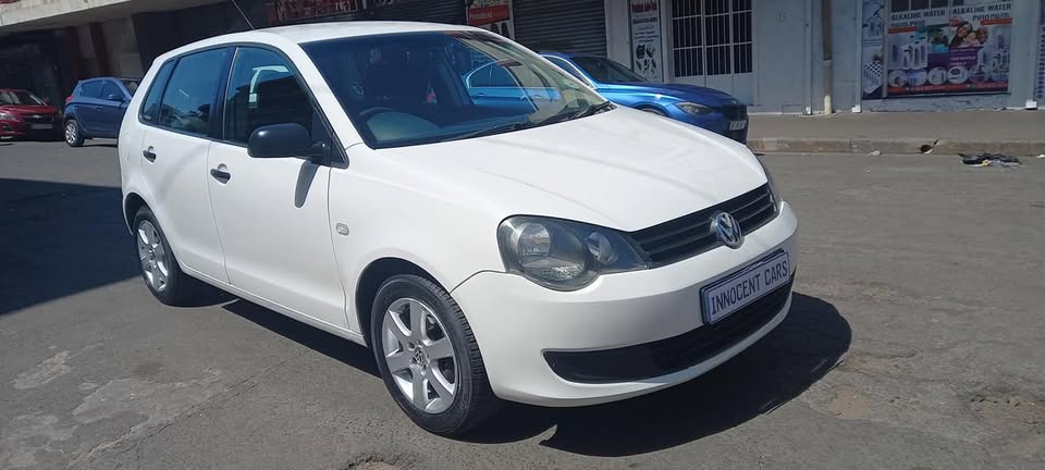 2012 VW POLO VIVO 1.4 PETROL, MANUAL TRANSMISSION, WHITE COLOUR, MILEAGE 75000KM
