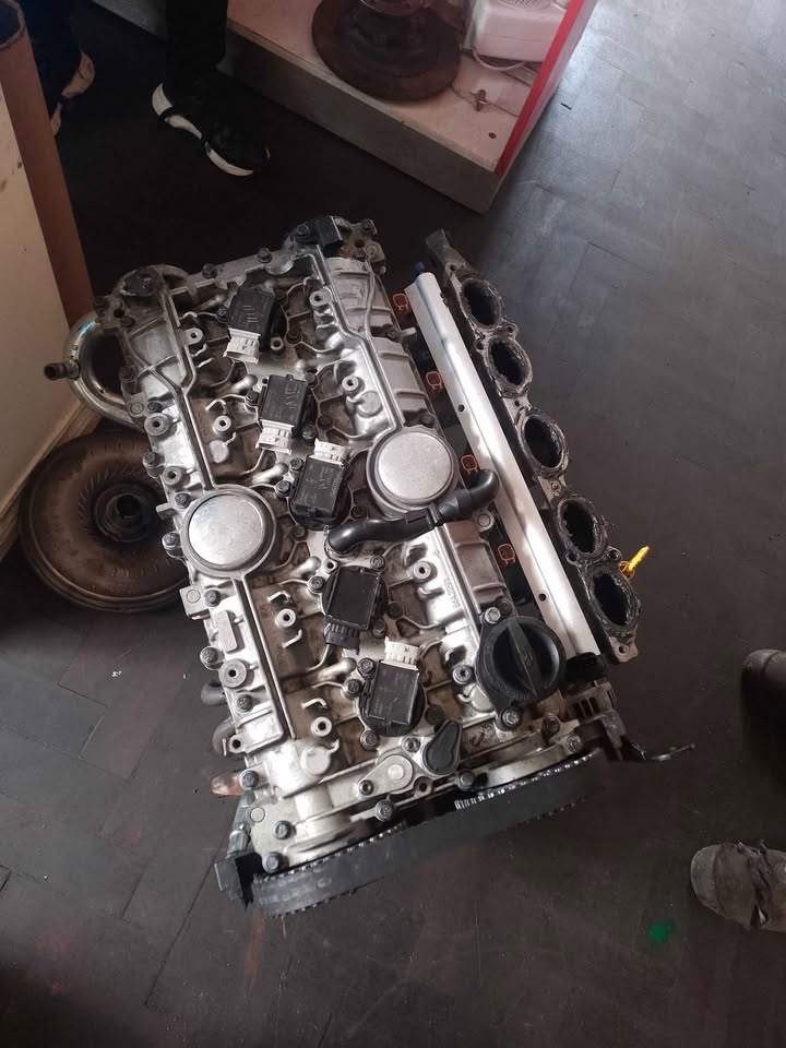 ENGINE VOLVO S40 2.4i 2005 FOR SALE DELIVERY AVAILABLE COUNTRY WIDE - Private Seller ENGINE VOLVO S40 2.4i 2005 FOR SALE DELIVERY AVAILABLE COUNTRY WIDE - Private Seller