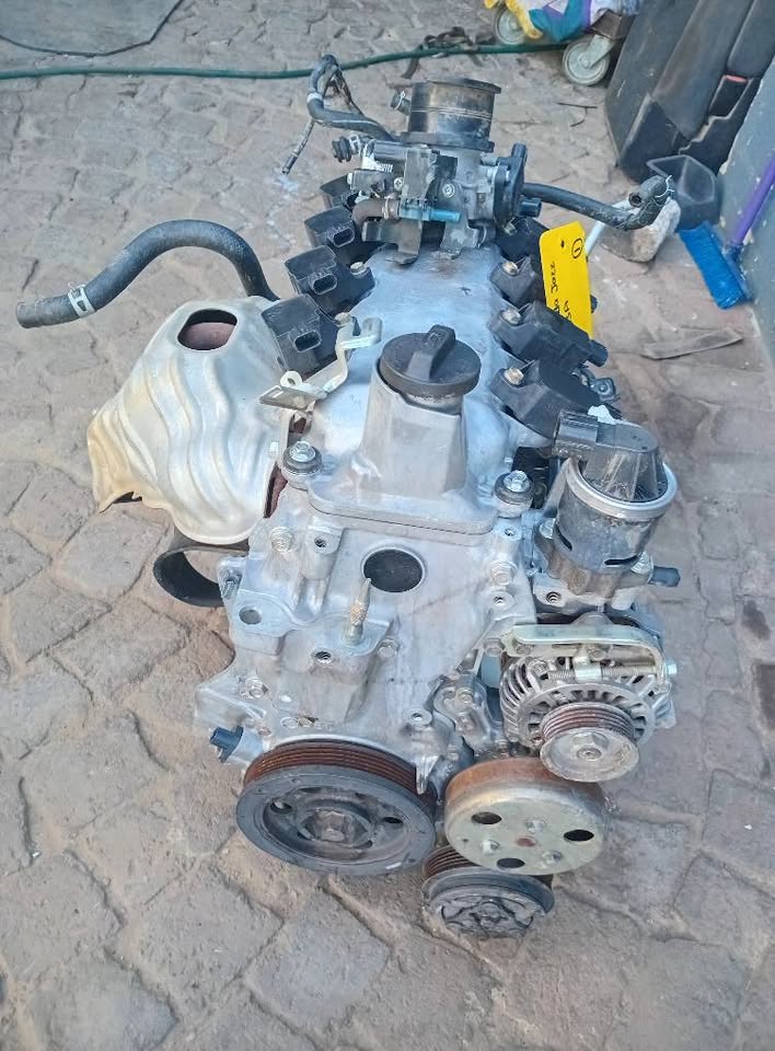 Honda jazz eng code Li3A complete engine for sale @ circle 7 used parts for parts - Private Seller