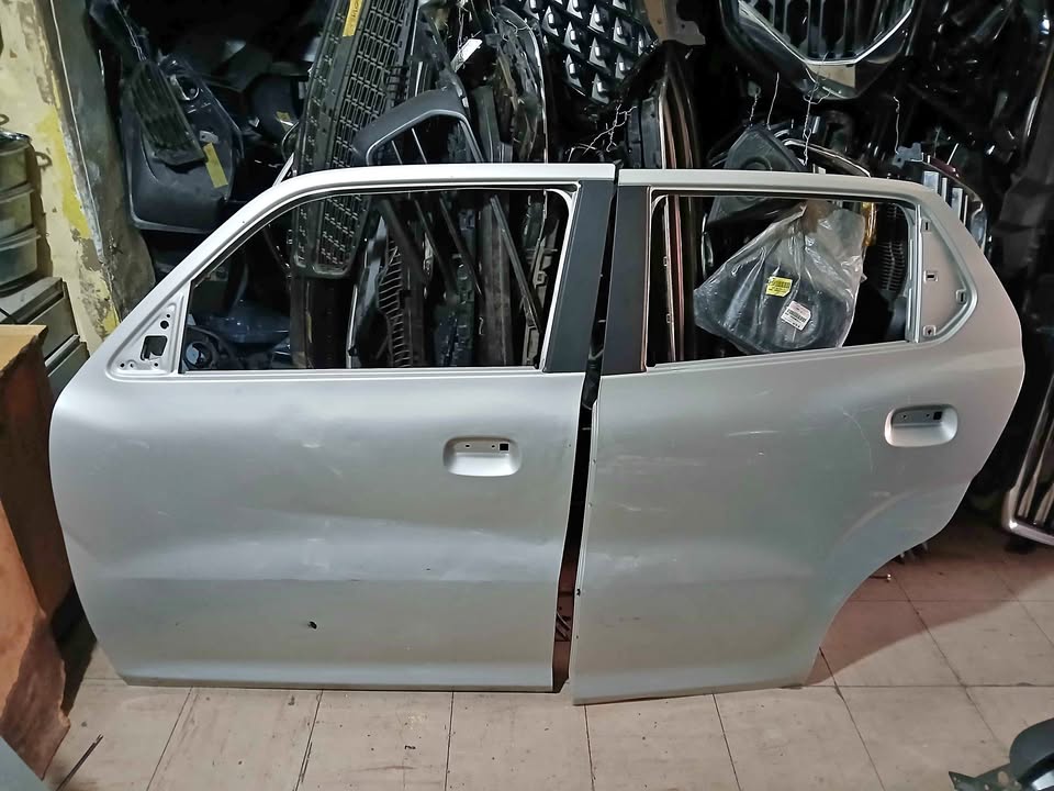 Suzuki s persso door - Private Seller Suzuki s persso door - Private Seller