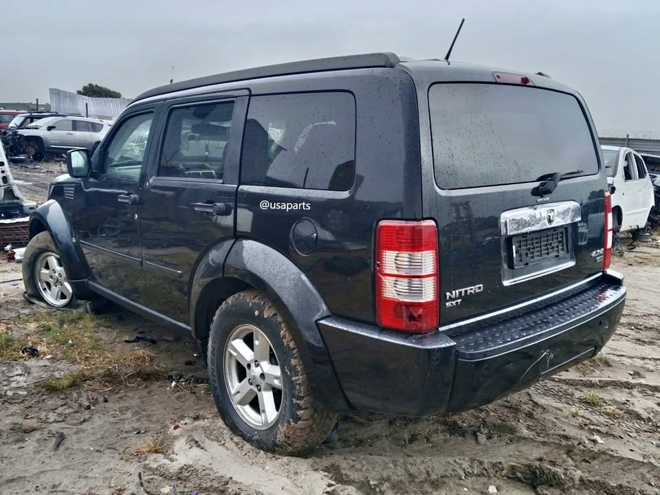 Dodge Nitro – Breaking for Spare Parts - Private Seller Dodge Nitro – Breaking for Spare Parts - Private Seller