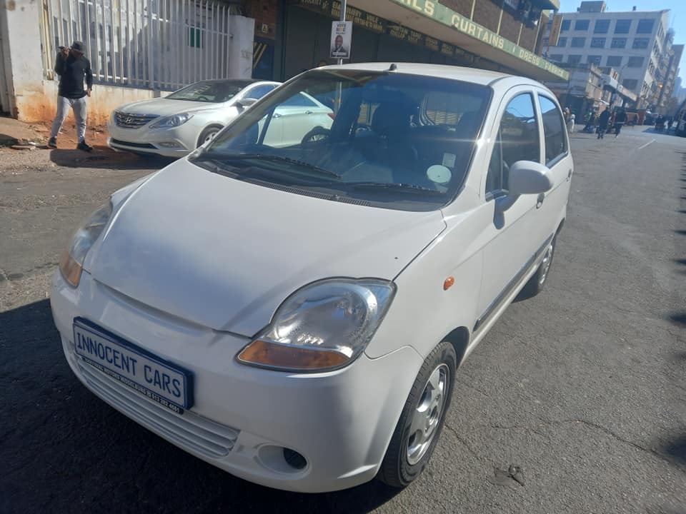 2006 CHEVROLET SPARK 1.2 PETROL, MANUAL, WHITE COLOR, MILEAGE 145000KM. SERVICE BOOK