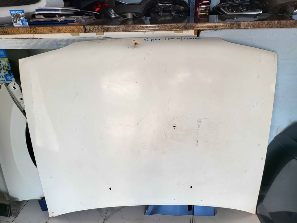 Toyota corolla Kentucky rounder bonnet for sale - Private Seller Toyota corolla Kentucky rounder bonnet for sale - Private Seller