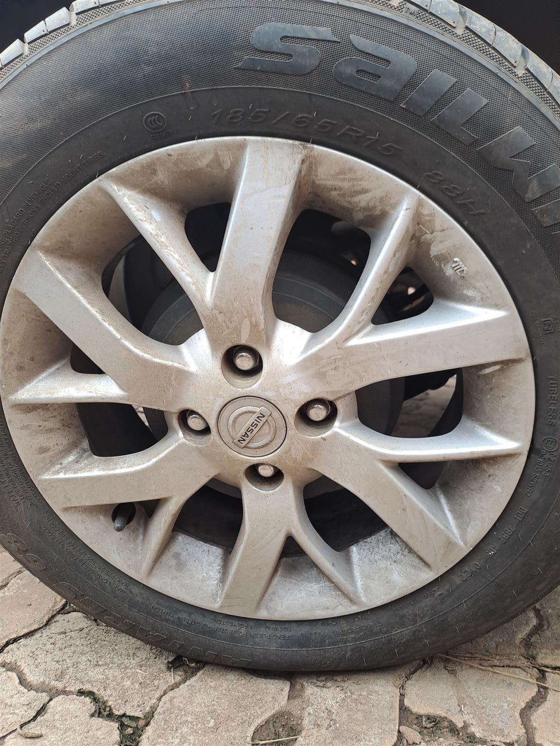 Nissan Almera with a HR15 engine stripping for spares - Private Seller Nissan Almera with a HR15 engine stripping for spares - Private Seller