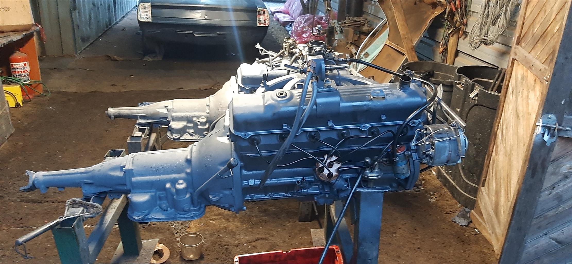 Chrysler valiant 3.7 slant six 225 engine