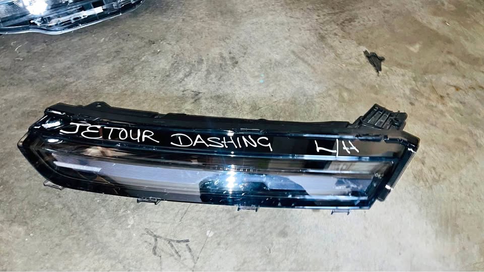 Jetour Dashing LED HEADLIGHT 2022 - Private Seller Jetour Dashing LED HEADLIGHT 2022 - Private Seller