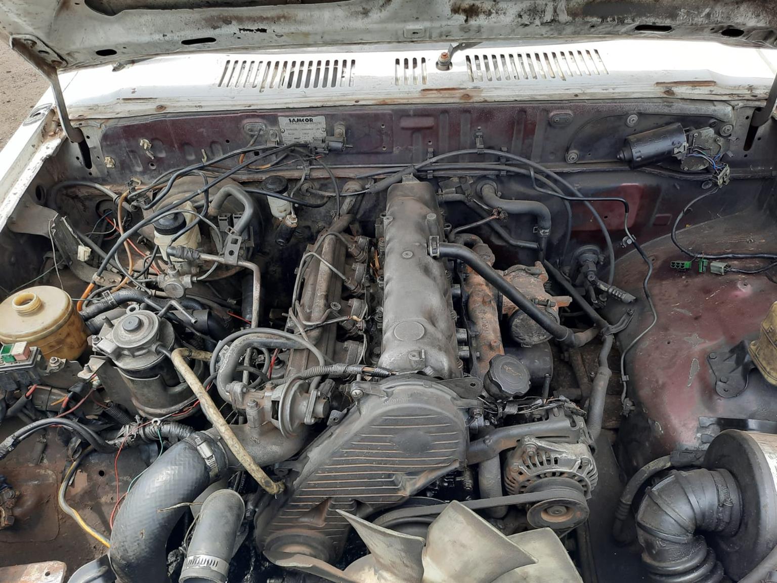 2000 Ford Courier 2.5D - Stripping for Spares.