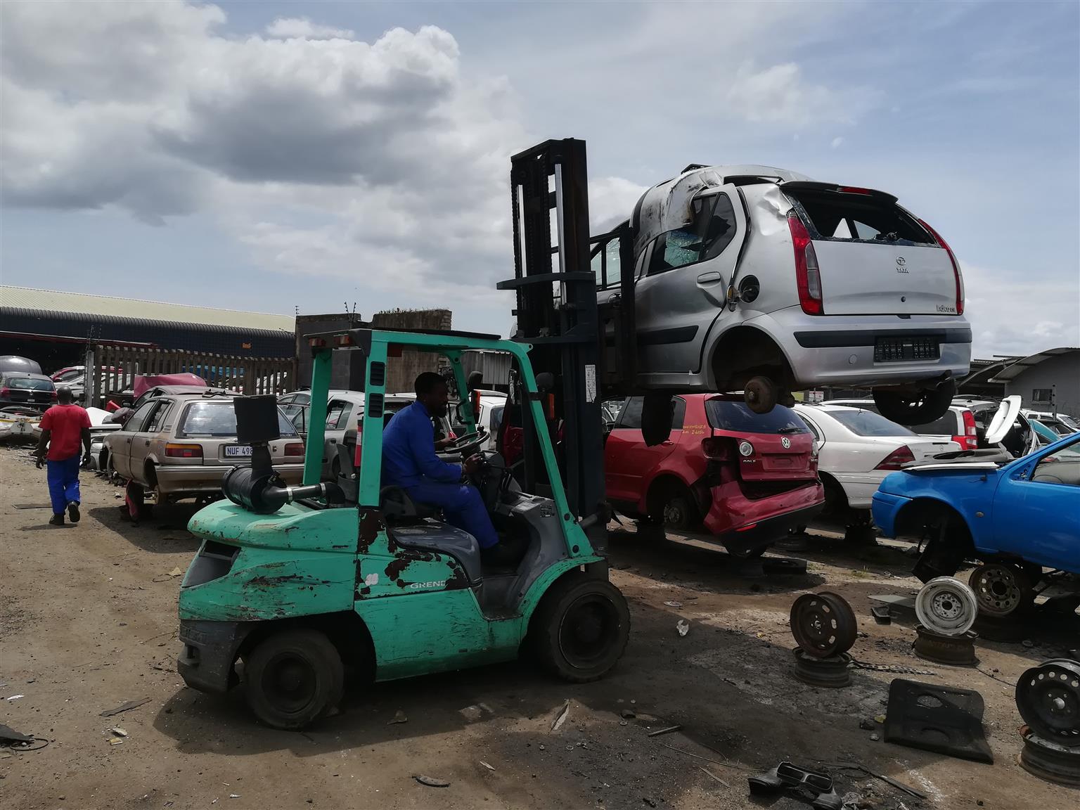 2012 Jeep Compass 2.0 - Stripping for Spares