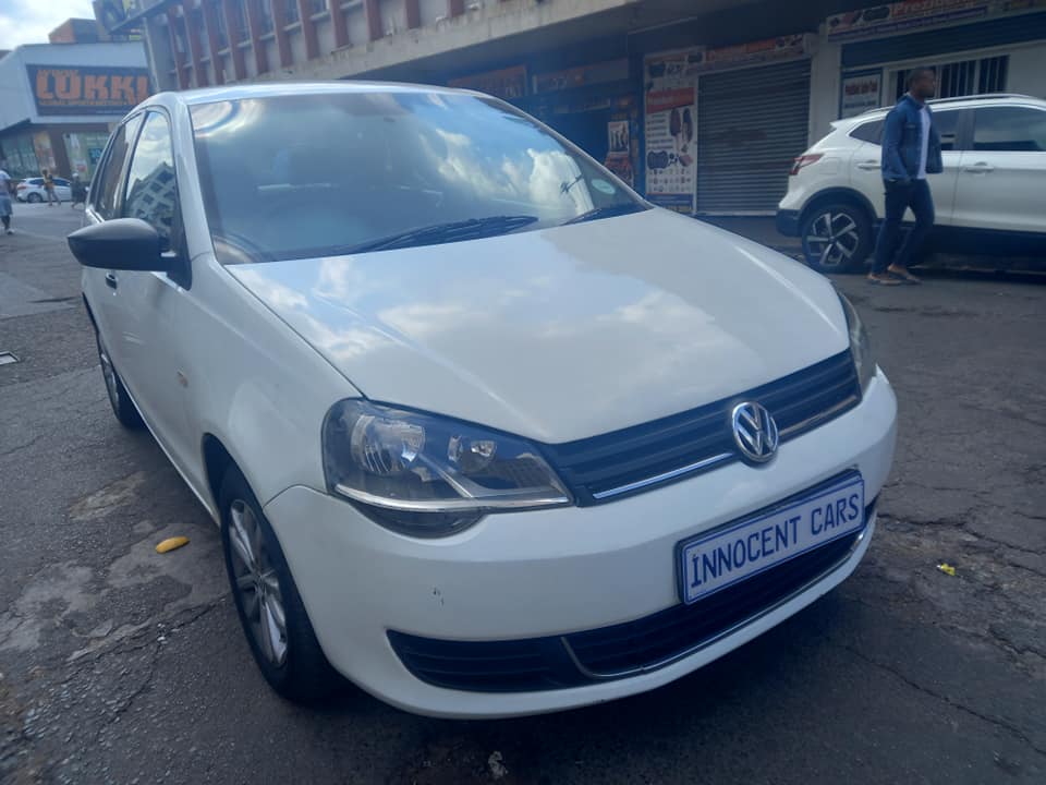 2015 VW POLO VIVO HATCHBACK 1.4TRENDLINE PETROL, MANUAL, WHITE COLOUR, MILEAGE 75000