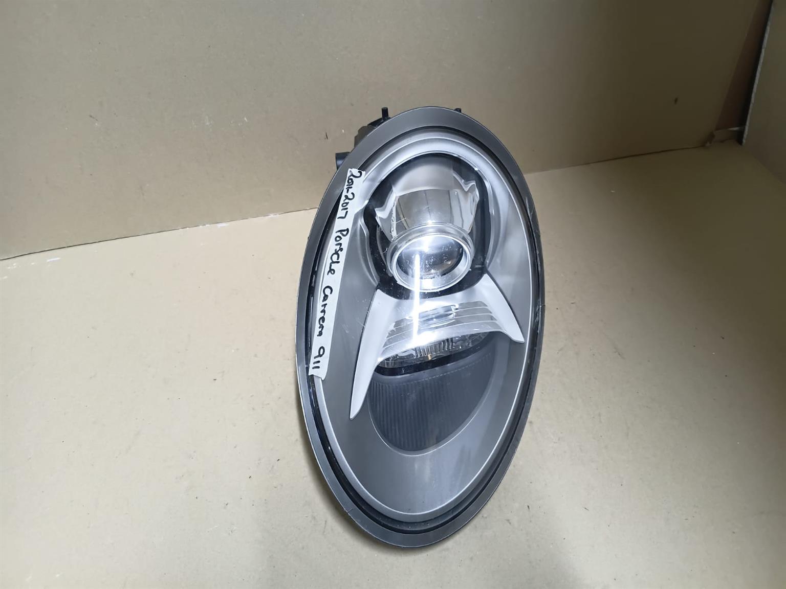2011-2017 PORSCHE CARERA 911 HEADLIGHT FOR SALE - Private Seller 2011-2017 PORSCHE CARERA 911 HEADLIGHT FOR SALE - Private Seller