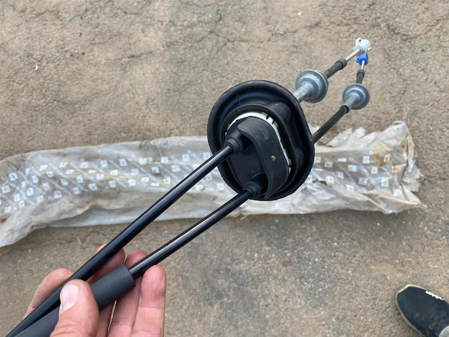 Peugeot Citroen gear control cables - Private Seller