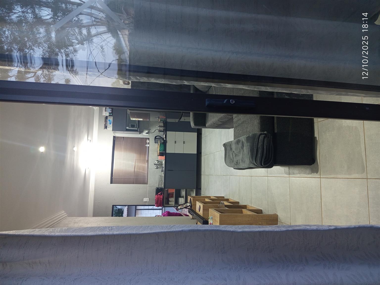 Room To Rent - 1 Bedroom | Junk Mail Marketplace
