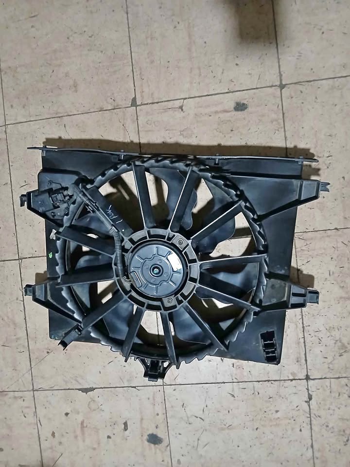 Hyundai i10 grand fan - Private Seller Hyundai i10 grand fan - Private Seller