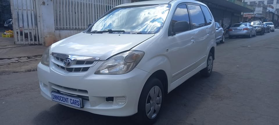2008 TOYOTA AVANZA 1.5SX MILEAGE 112000KM, WHITE IN COLOR