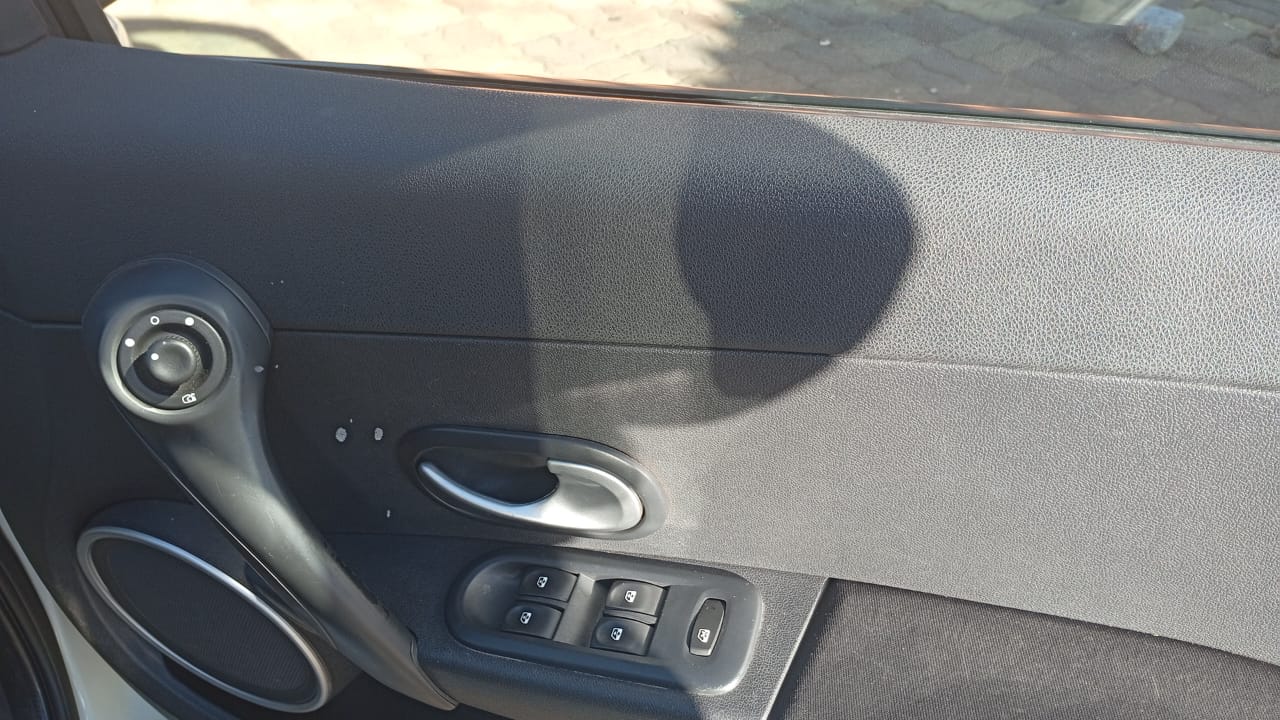 2009 Renault Clio 3 dynamic TomTom Edition, millage: urgent sale