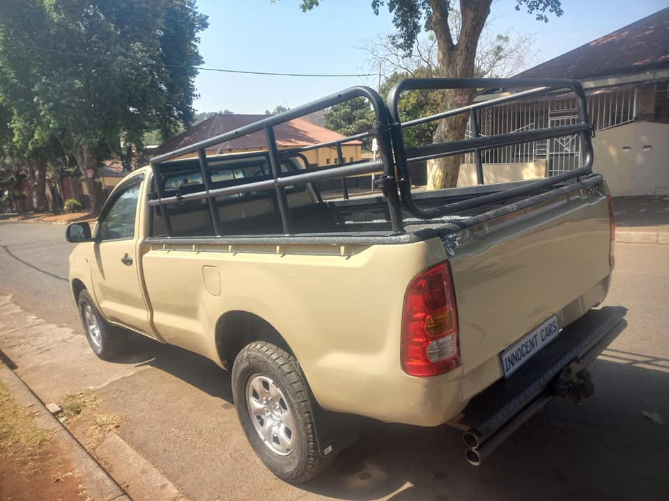 2009 TOYOTA HILUX S-CAB 2.5 D4D DIESEL, MANUAL 4X4, BEIG COLOR