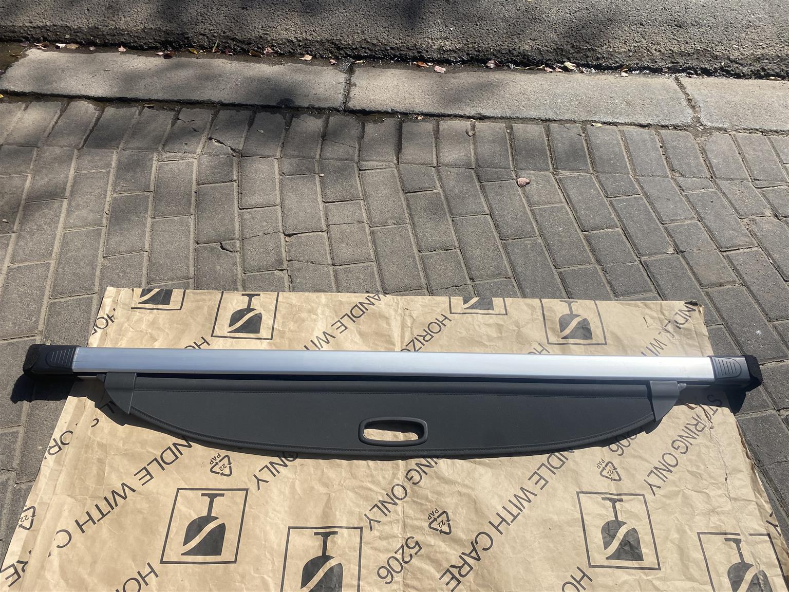 2020 HYUNDAI TUCSON PARCEL SHELF FOR SALE. IN PRISTINE CONDITION - Private Seller 2020 HYUNDAI TUCSON PARCEL SHELF FOR SALE. IN PRISTINE CONDITION - Private Seller
