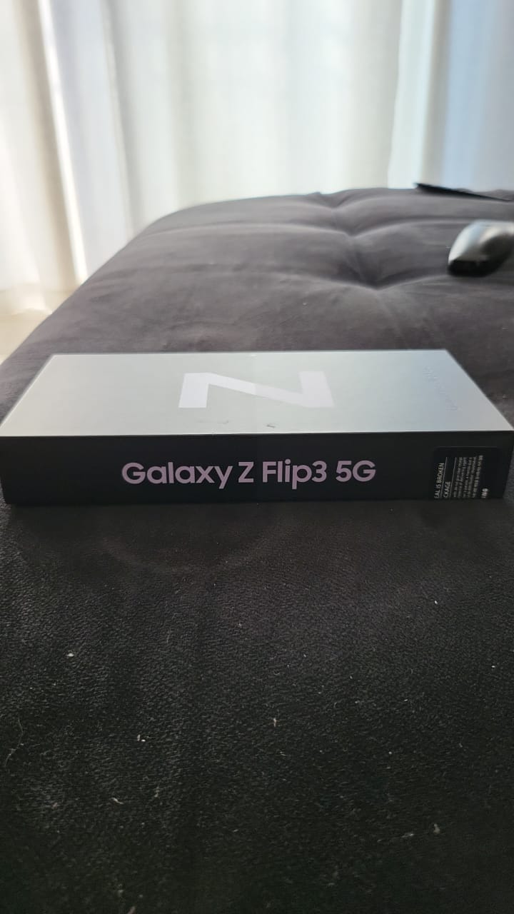 Samsung Galaxy Flip 3 5G 