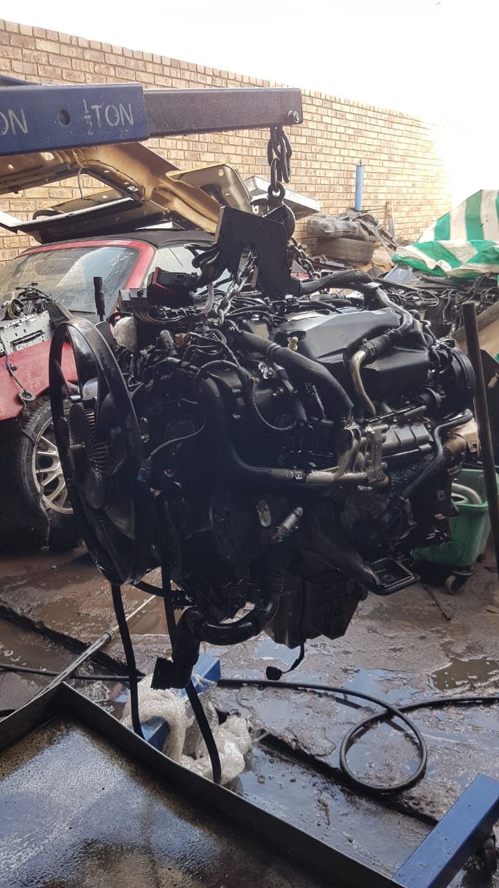2012 Discovery 4 3.0L SDV6 Engine for sale - Private Seller