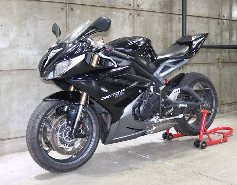 2013 Triumph Daytona 675 26 000KM - Private Seller 2013 Triumph Daytona 675 26 000KM - Private Seller