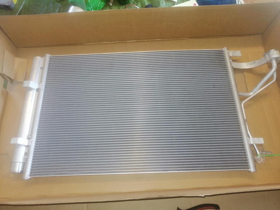 Kia Cerato 2013 Aircon Radiator 1.6/2.0 - Private Seller Kia Cerato 2013 Aircon Radiator 1.6/2.0 - Private Seller