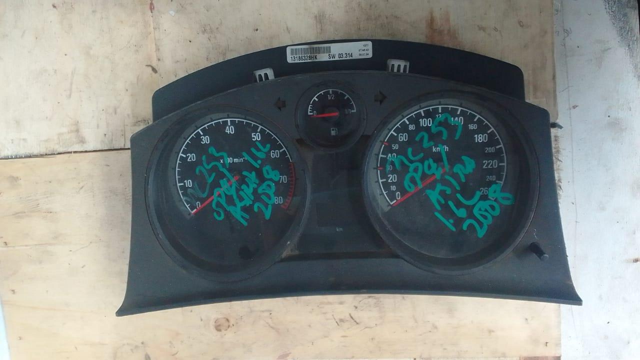 Opel Astra 1.6 Cluster - Private Seller