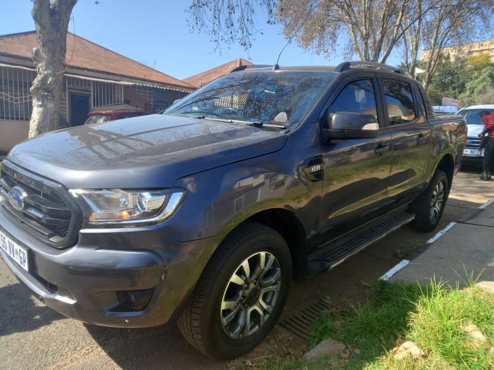 2017 Ford Ranger WILDTRAK D-Cab 3.2 DIESEL, Automatic, Grey, Full service history, 105000kms