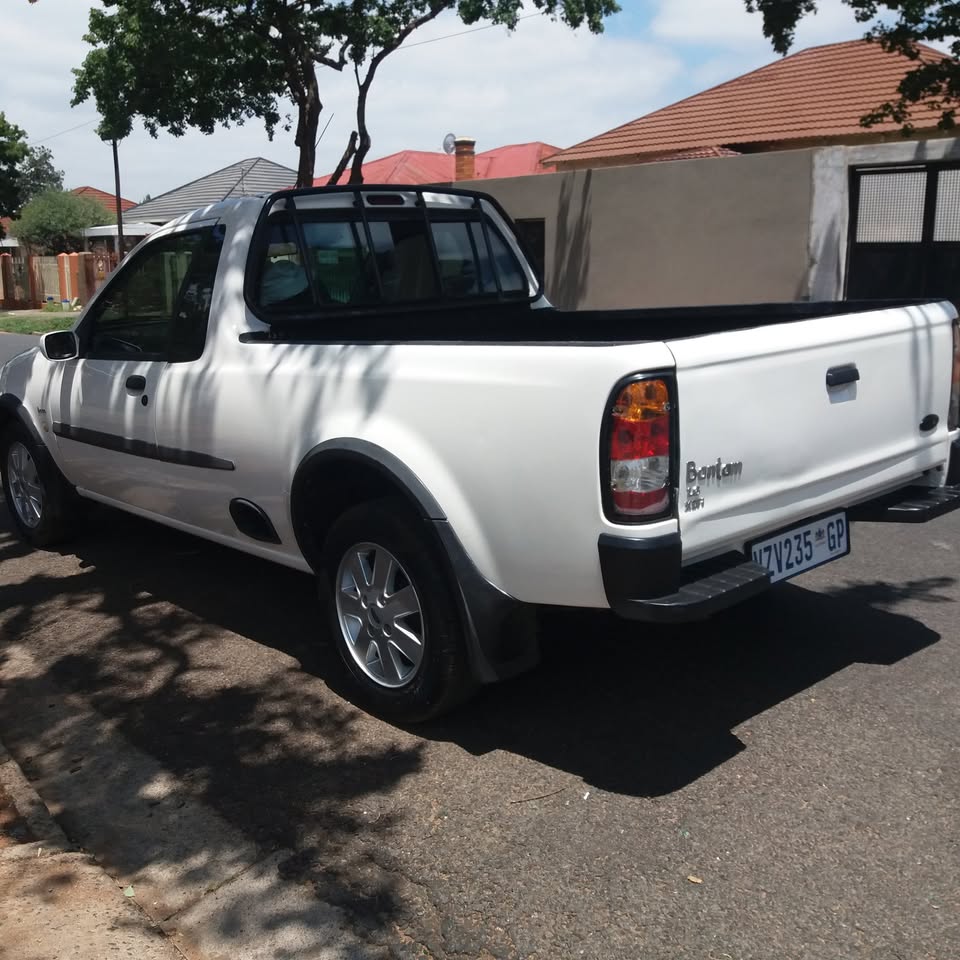 2008 FORD BANTAM Call LEON