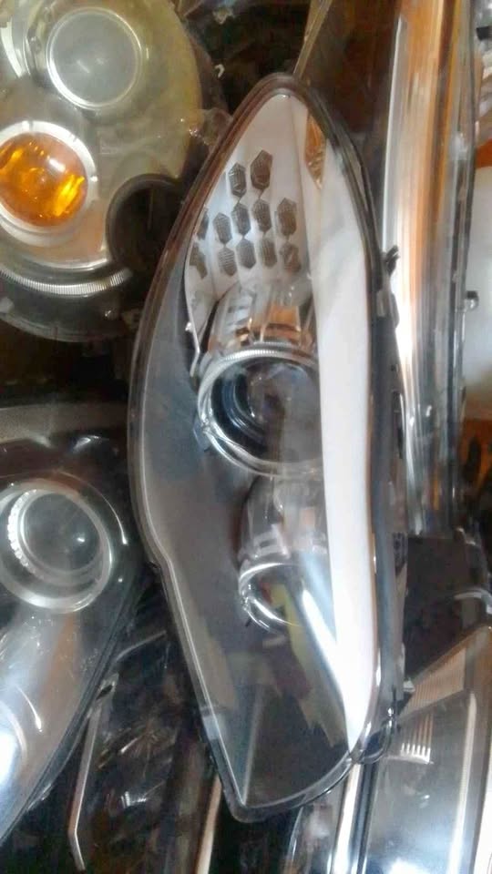 BMW F10 headlight - Private Seller BMW F10 headlight - Private Seller