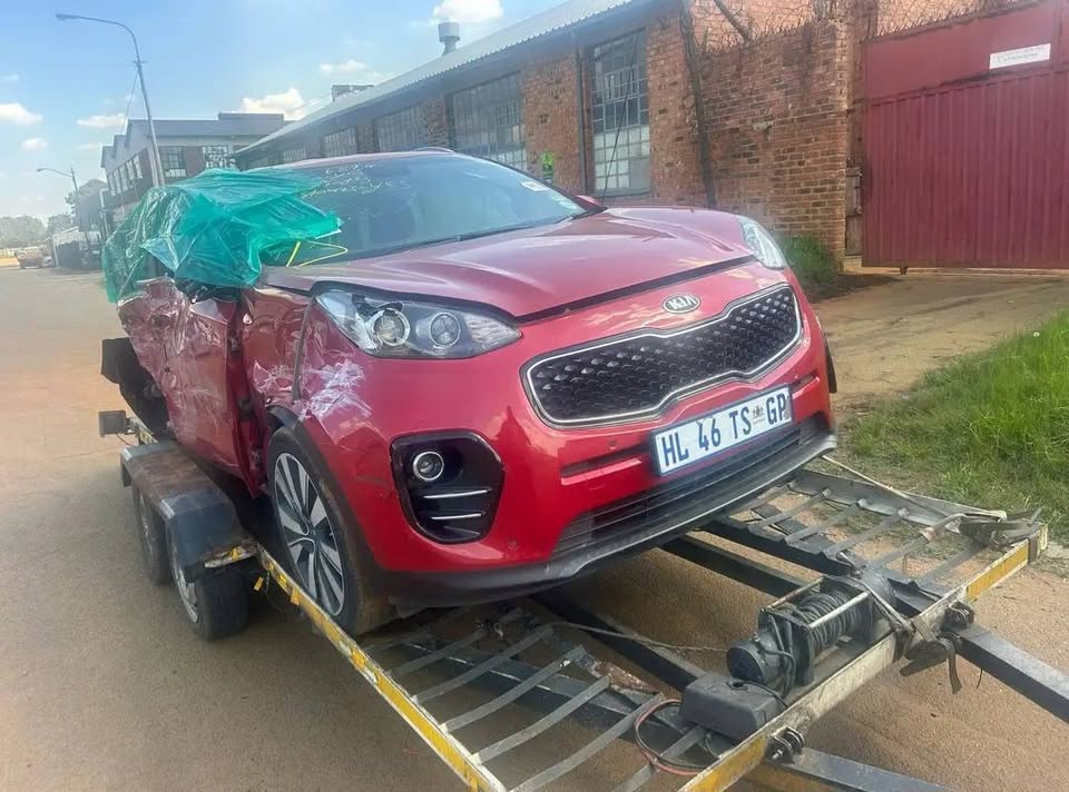 Kia spottage stripping for spares - Private Seller Kia spottage stripping for spares - Private Seller