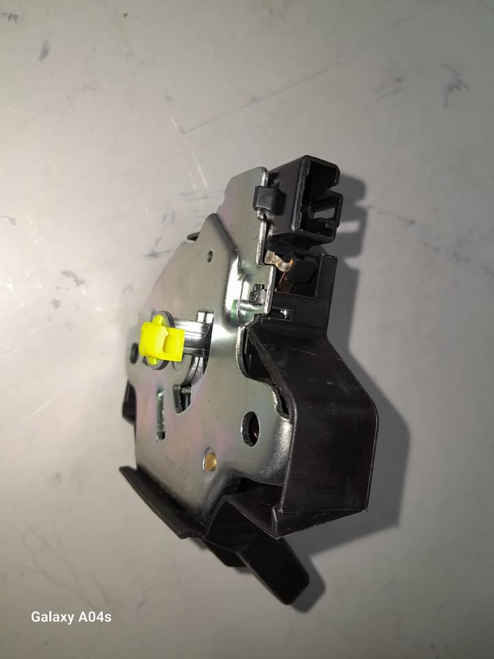 Preloaded Image 3