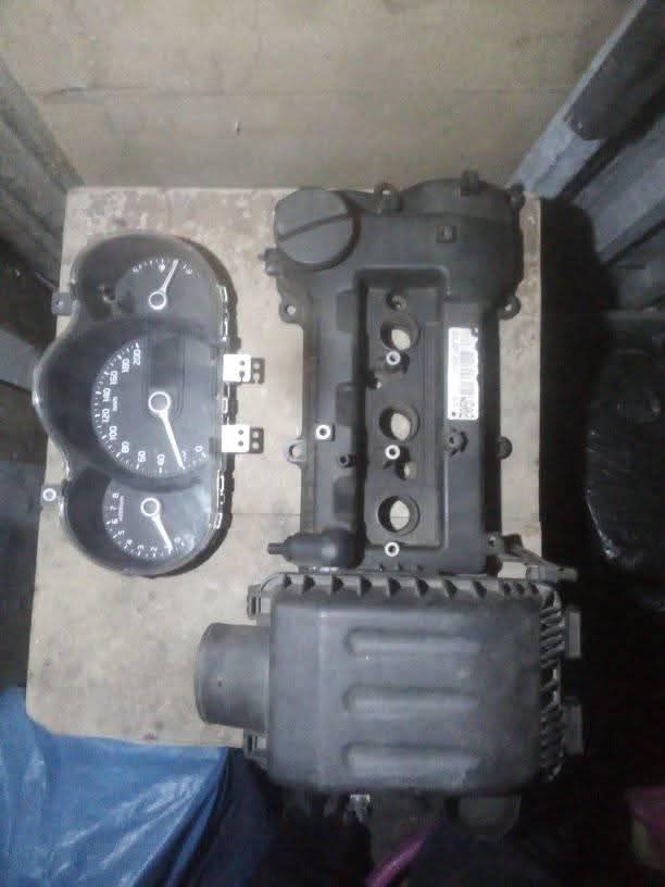 Parts for 2018 Kia Picanto incl Grill, Dashboard, Cluster, Tappet Cover - Private Seller Parts for 2018 Kia Picanto incl Grill, Dashboard, Cluster, Tappet Cover - Private Seller