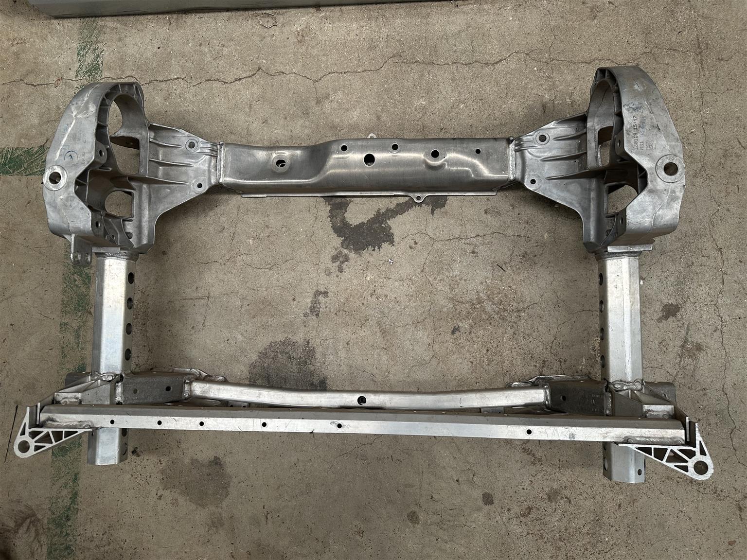 2019 Porsche Panamera 4.0L Front Subframe - Private Seller 2019 Porsche Panamera 4.0L Front Subframe - Private Seller