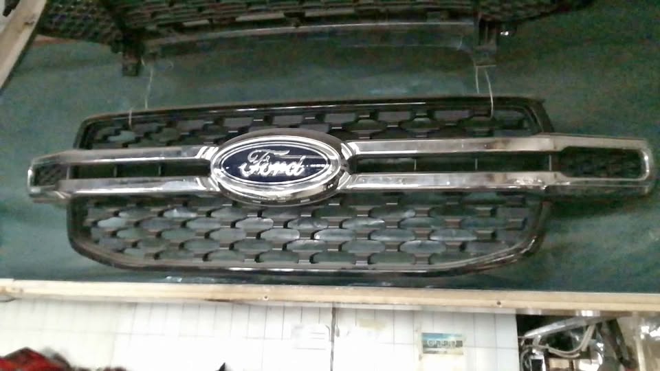 Ford Ranger T9 grill - Private Seller Ford Ranger T9 grill - Private Seller
