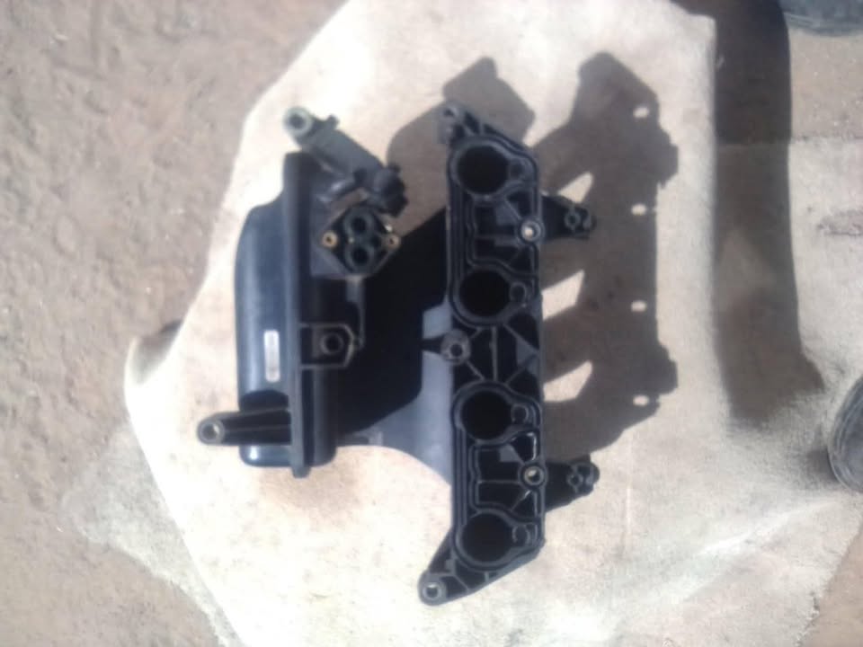 FORD ROCAM INTAKE MANIFOLD - Private Seller FORD ROCAM INTAKE MANIFOLD - Private Seller