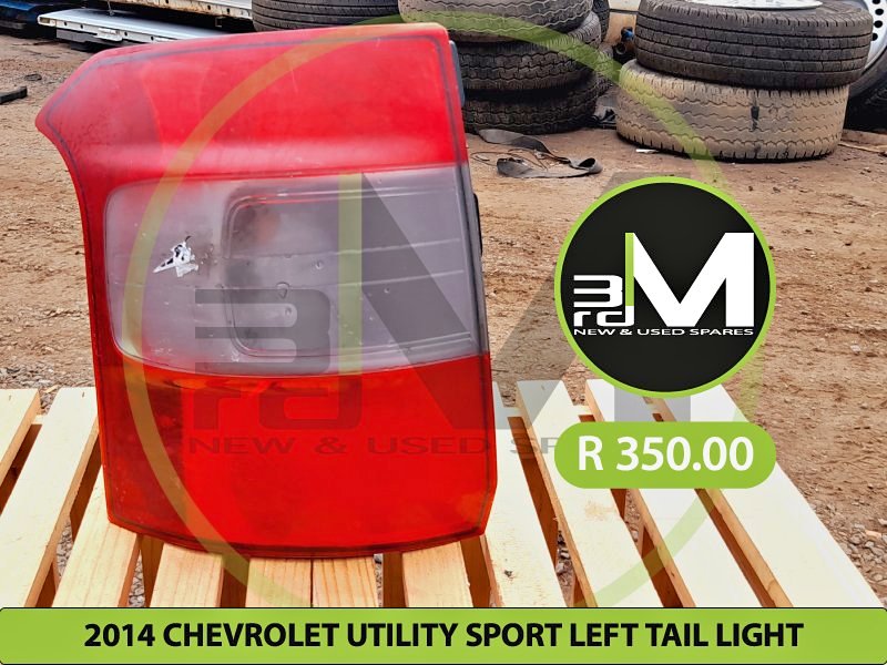 2014 CHEVROLET UTILITY SPORT LEFT TAIL LIGHT