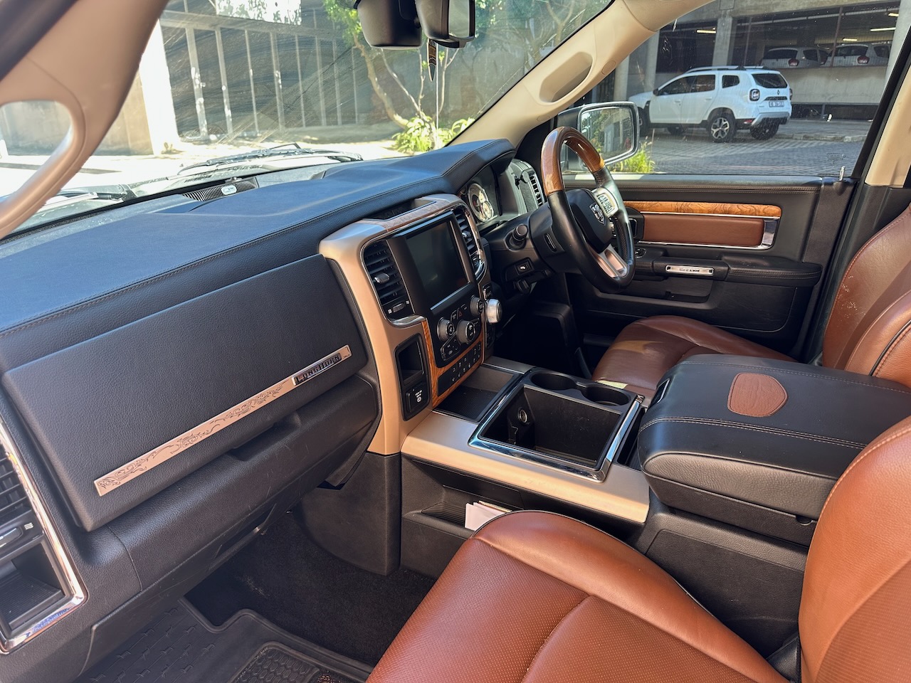 2015 Ram 1500 – Longhorn Limited – 5.7 Hemi