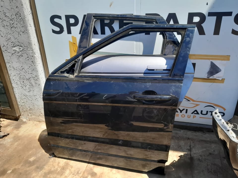 Range rover evoque doorshell - Private Seller
