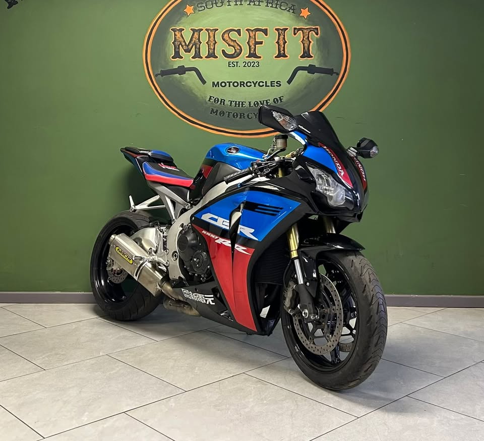 2011 Honda CBR1000RR - Private Seller 2011 Honda CBR1000RR - Private Seller