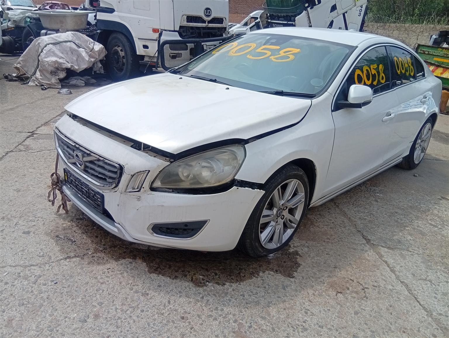 Volvo S60 stripping - Private Seller Volvo S60 stripping - Private Seller