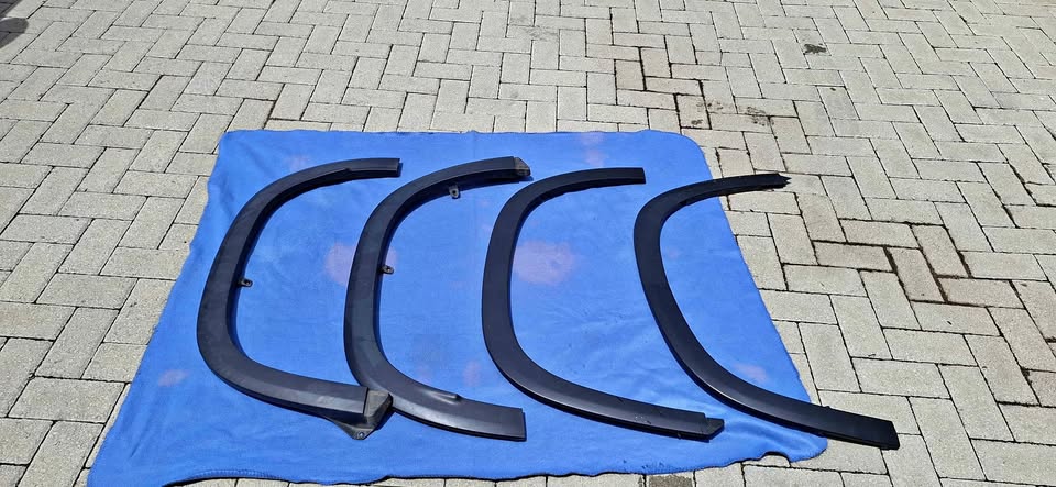 Toyota Urban cruiser wheel arches - Private Seller Toyota Urban cruiser wheel arches - Private Seller
